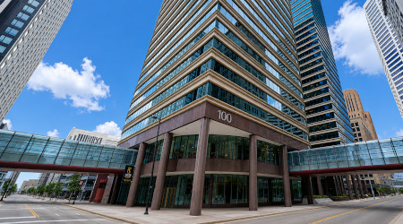 photo of building at 5th ave ramp
